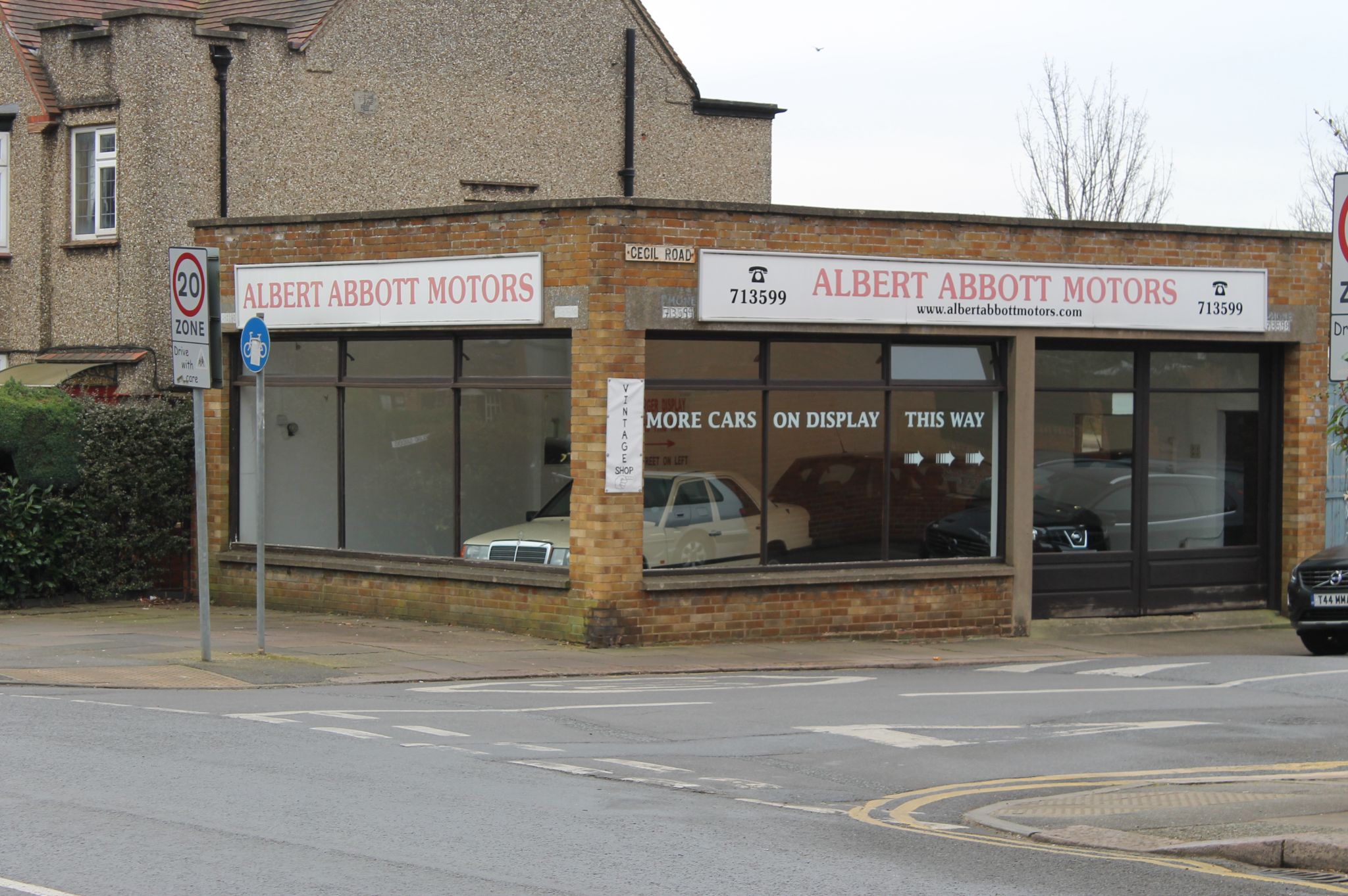 Albert Abbott Motors Car dealership in Northampton AutoTrader